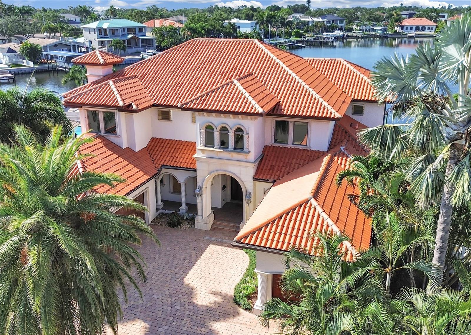 Details for 1097 Eden Isle Drive Ne, ST PETERSBURG, FL 33704