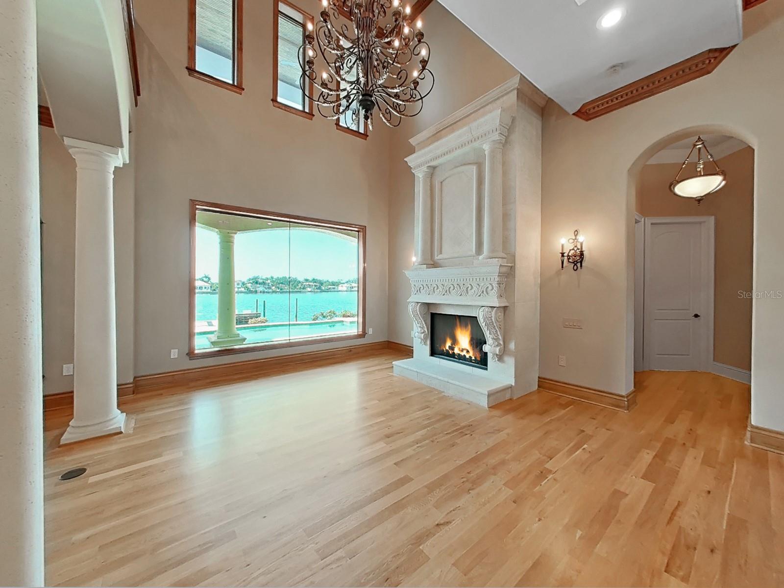Image 17 of 54 For 1097 Eden Isle Drive Ne