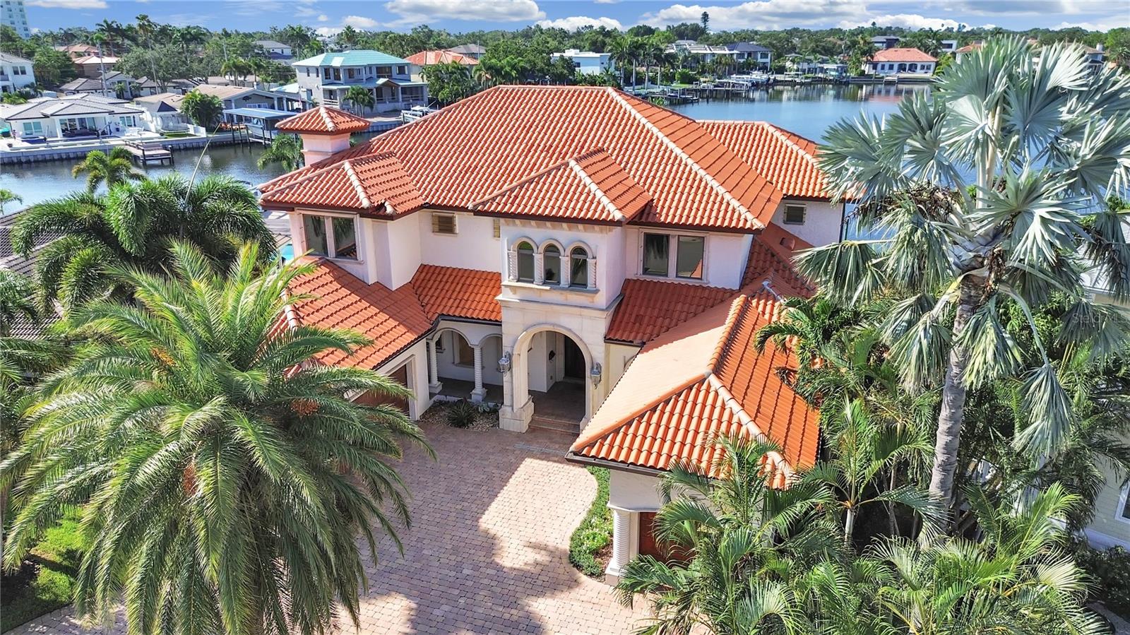 Image 2 of 54 For 1097 Eden Isle Drive Ne