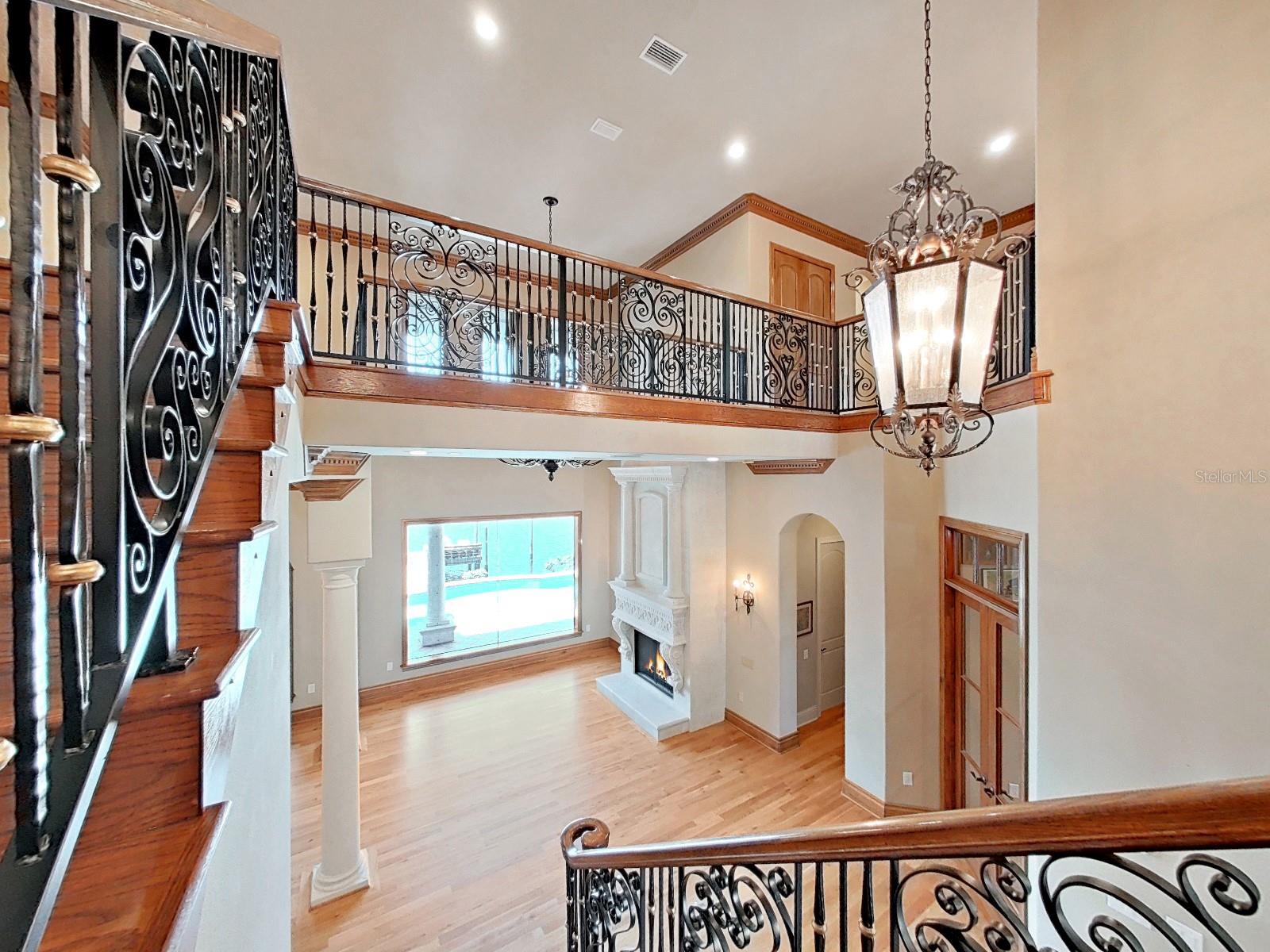 Image 34 of 54 For 1097 Eden Isle Drive Ne