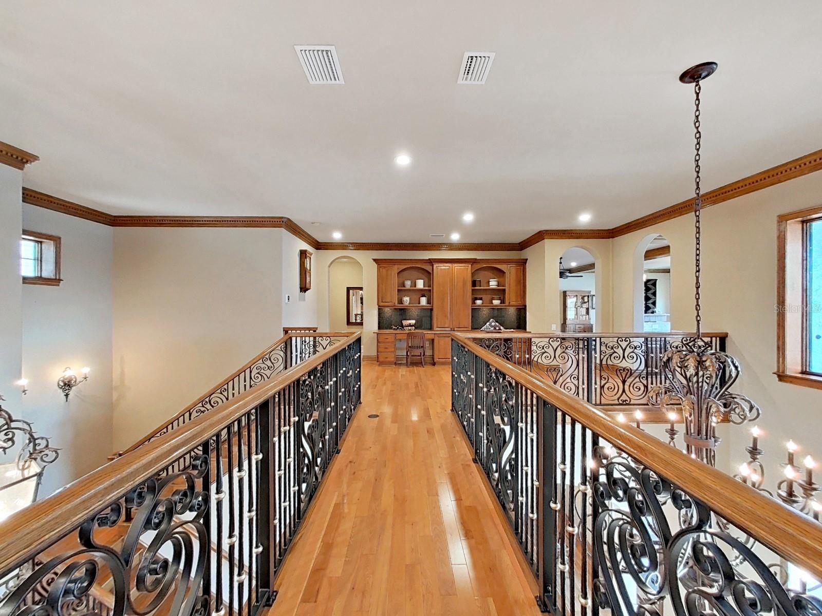 Image 39 of 54 For 1097 Eden Isle Drive Ne