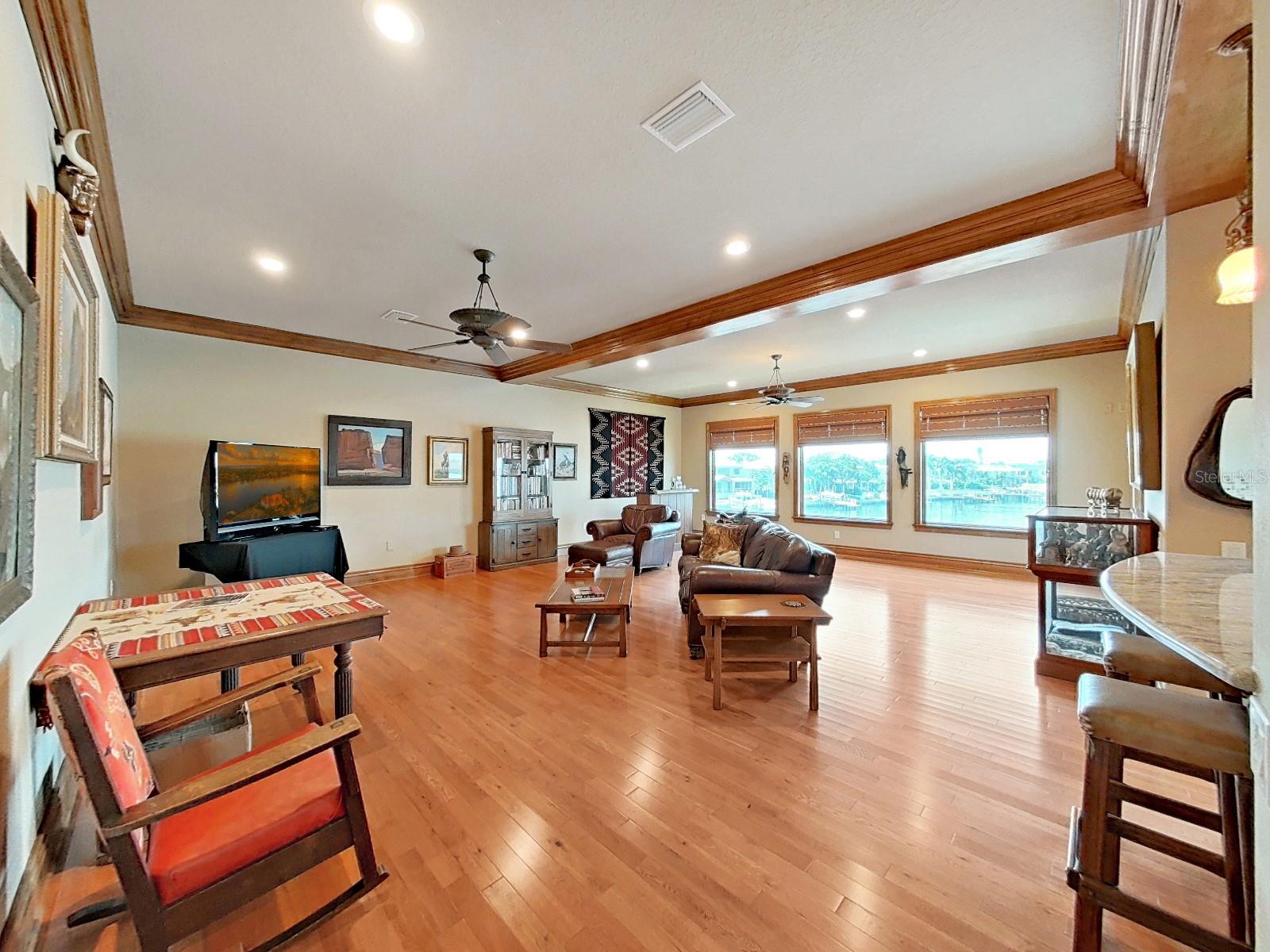 Image 44 of 54 For 1097 Eden Isle Drive Ne