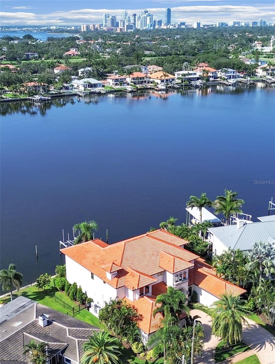 Image 5 of 54 For 1097 Eden Isle Drive Ne