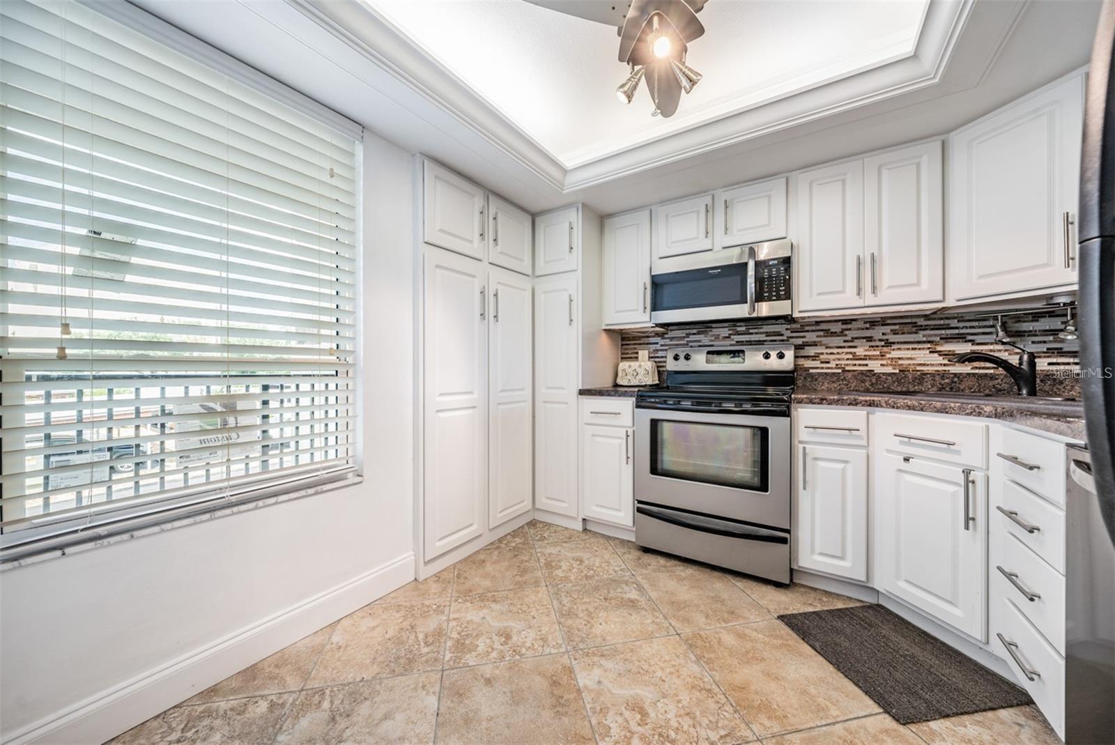 Image 10 of 43 For 2616 Cove Cay Drive 203