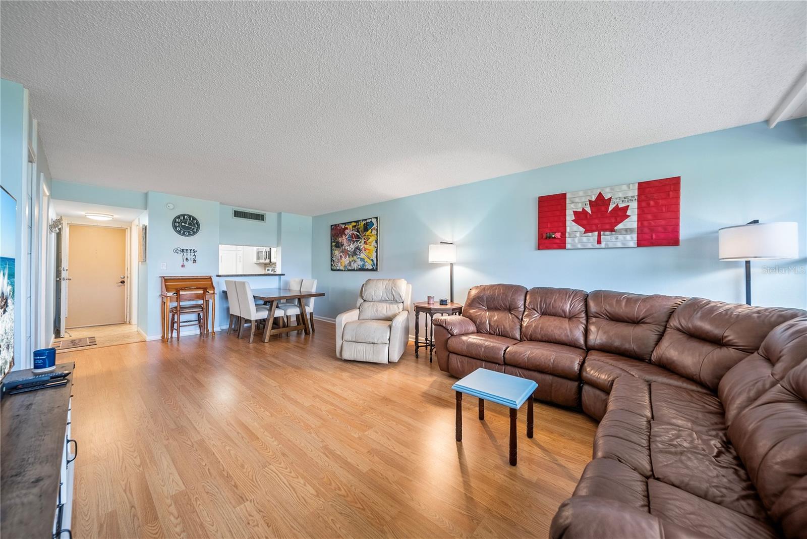 Image 11 of 43 For 2616 Cove Cay Drive 203