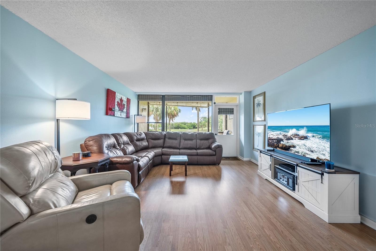 Image 15 of 43 For 2616 Cove Cay Drive 203