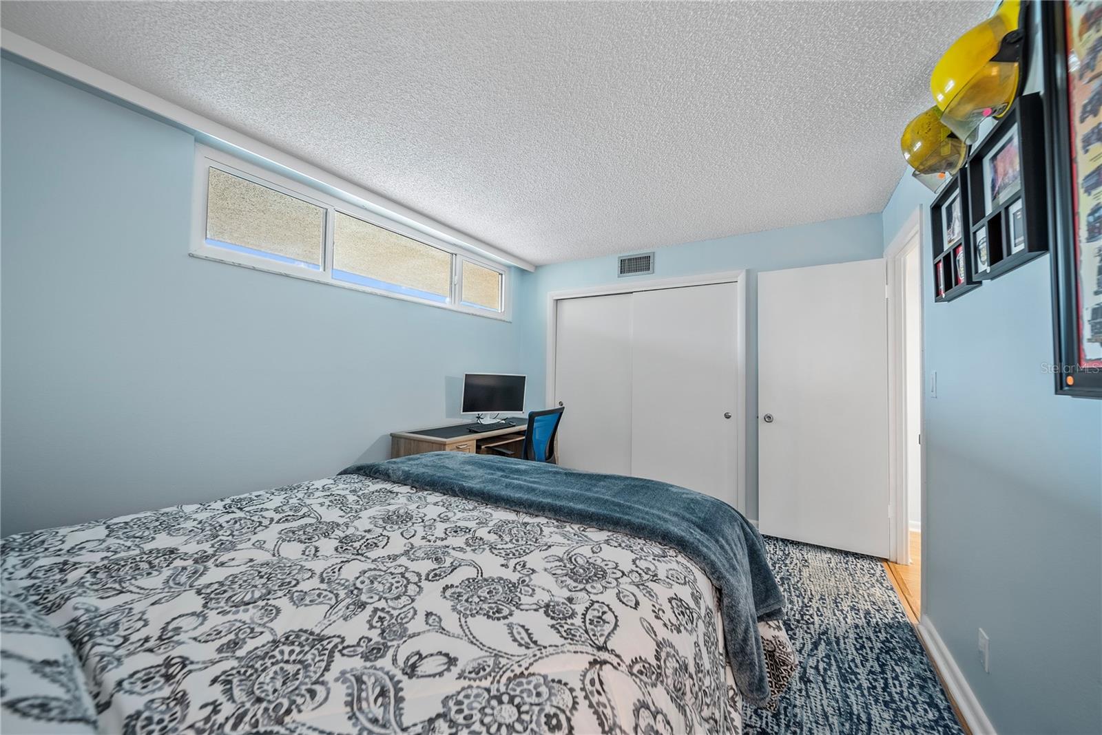 Image 28 of 43 For 2616 Cove Cay Drive 203