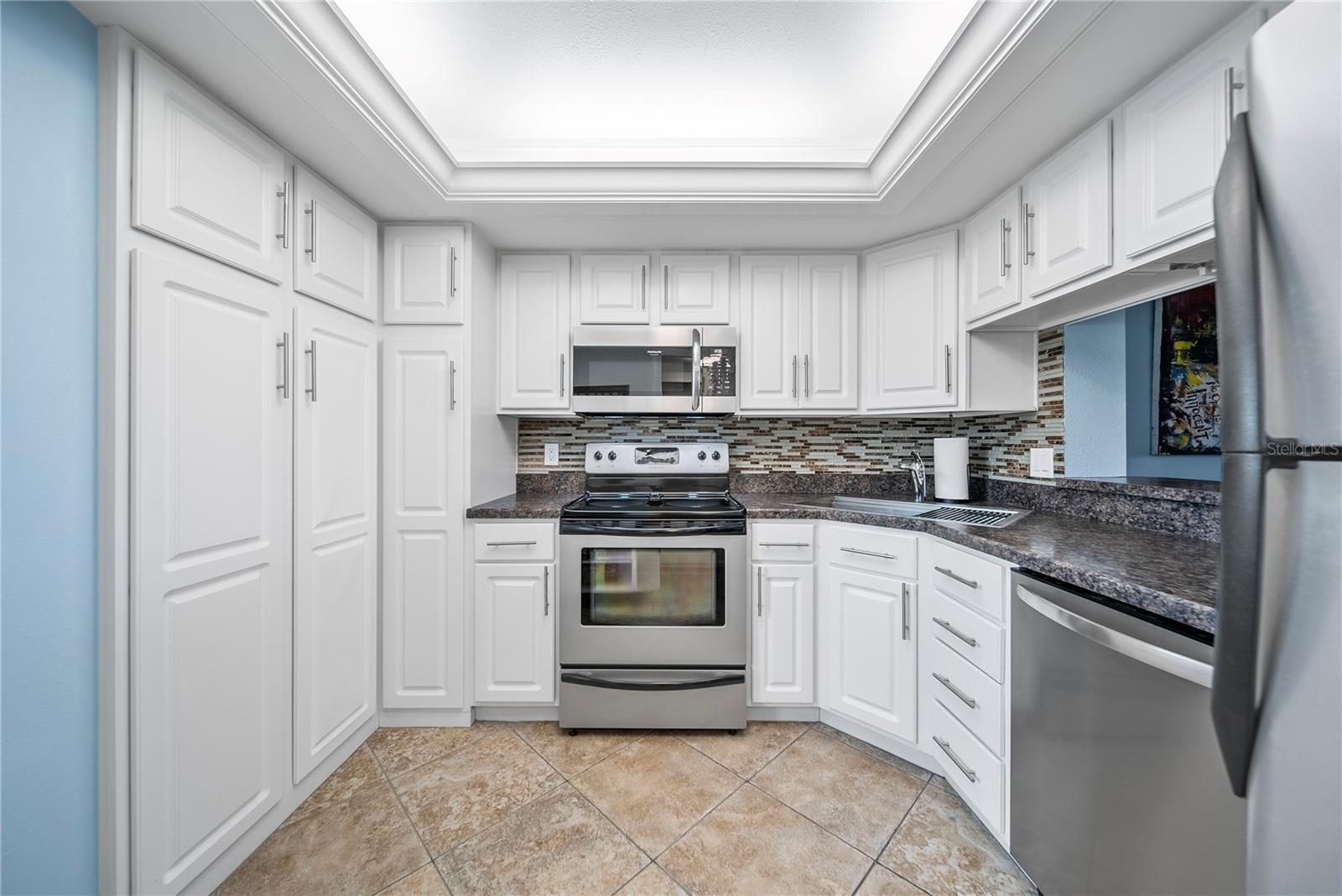 Image 8 of 43 For 2616 Cove Cay Drive 203