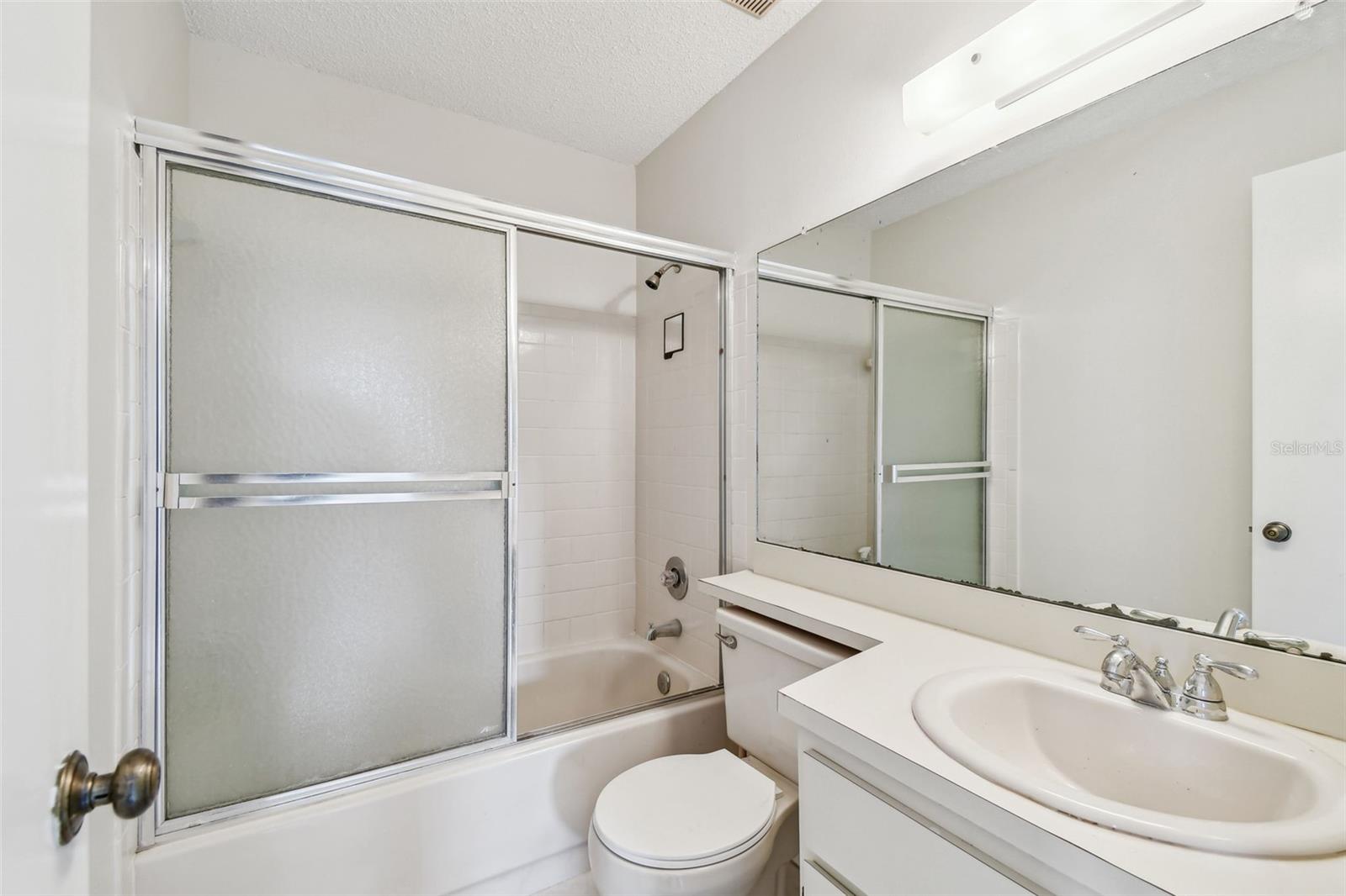 Image 16 of 22 For 476 Santa Cruz Place Ne G