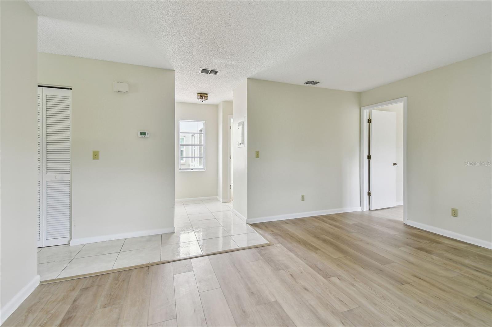Image 5 of 22 For 476 Santa Cruz Place Ne G