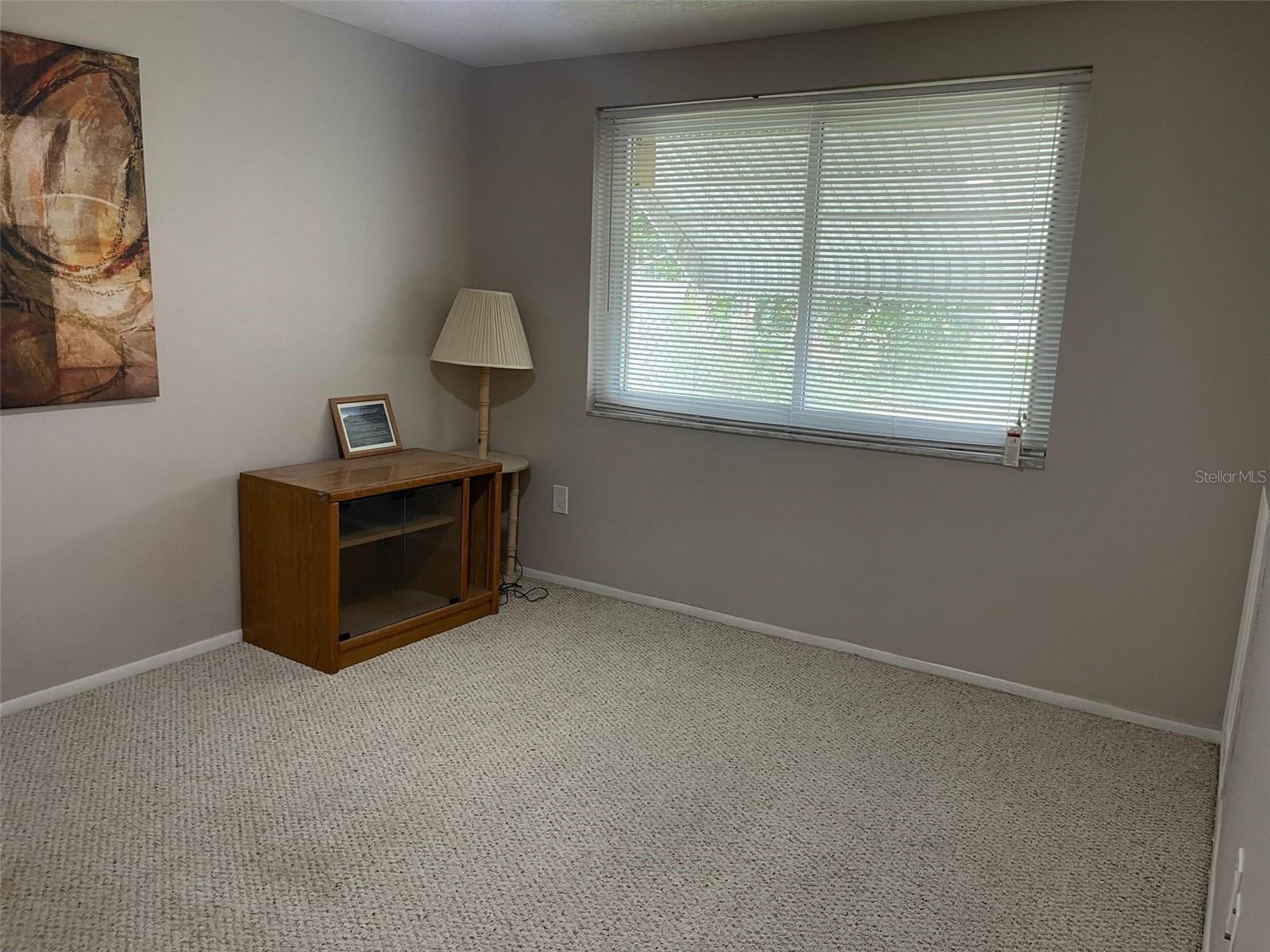Listing photo id 21 for 3704 Haven Drive