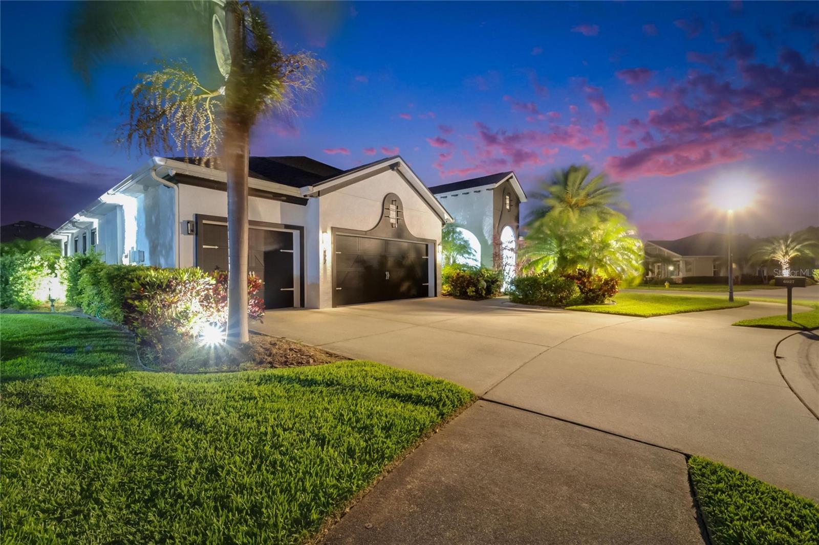 Details for 6927 Crestpoint Drive, APOLLO BEACH, FL 33572