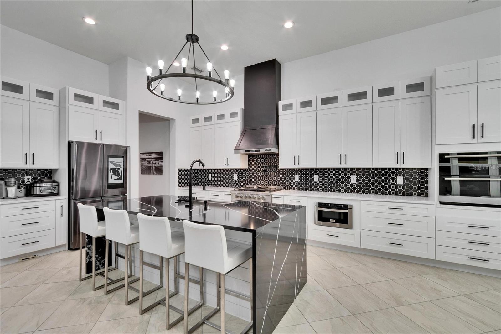 Image 12 of 88 For 6927 Crestpoint Drive