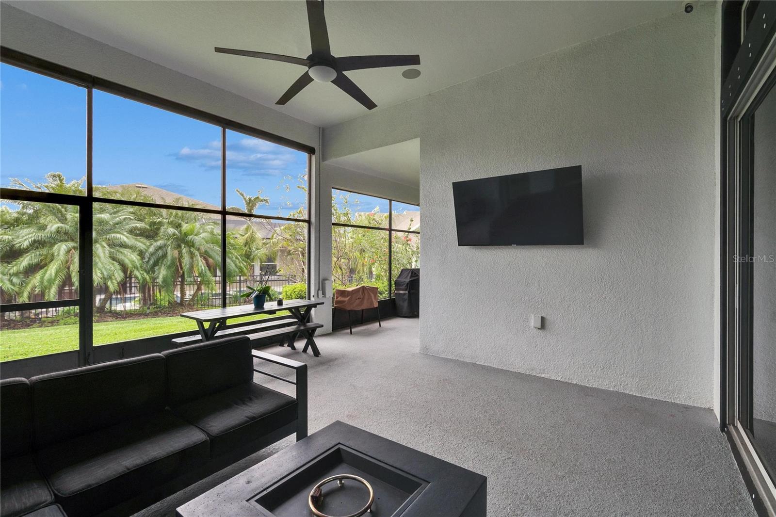 Image 25 of 88 For 6927 Crestpoint Drive