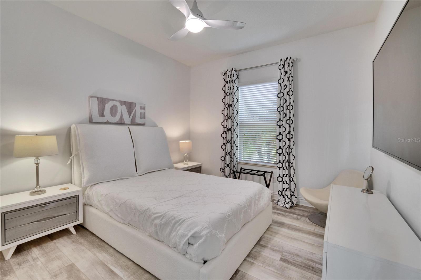 Image 39 of 88 For 6927 Crestpoint Drive