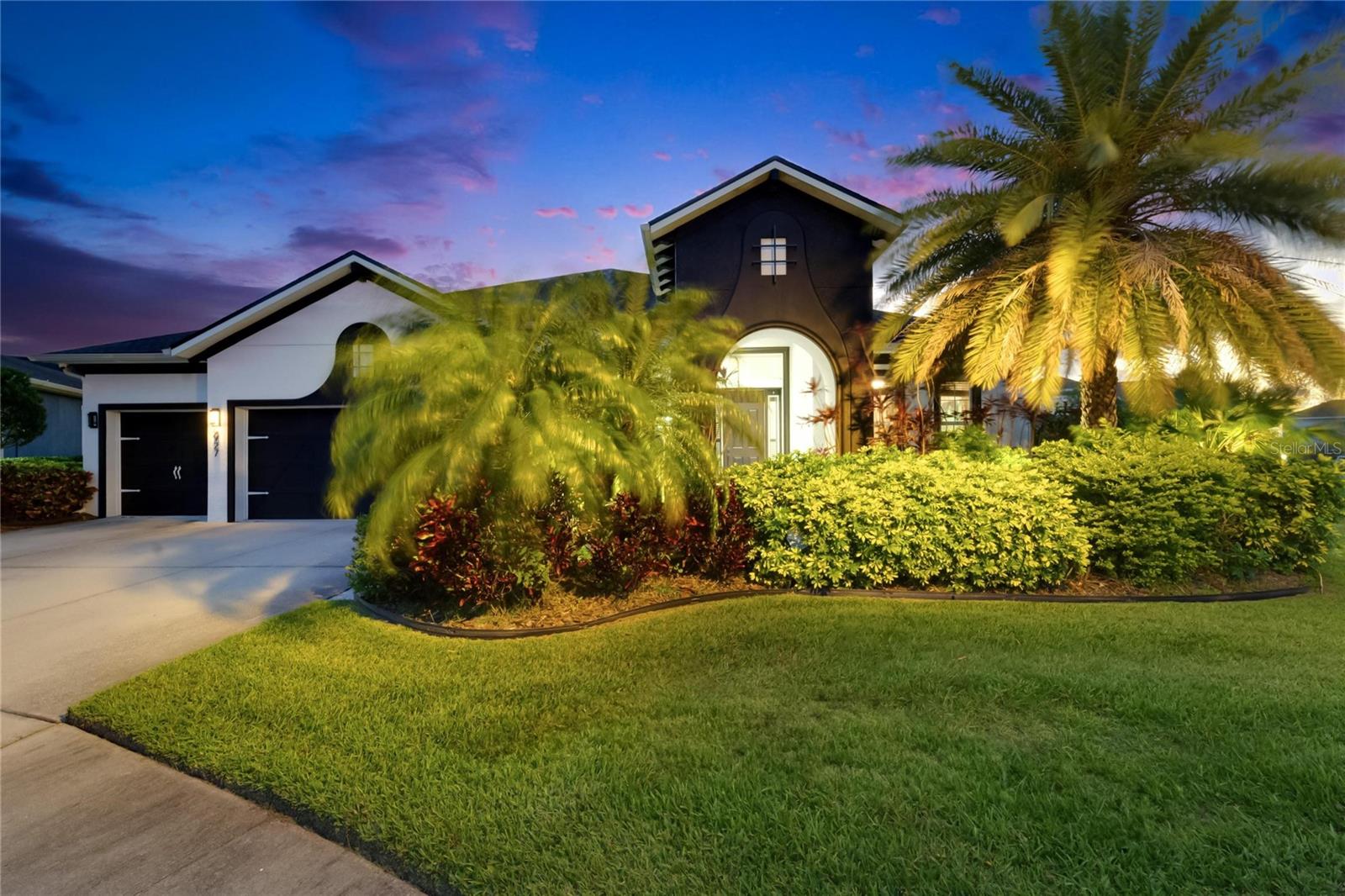 Image 74 of 88 For 6927 Crestpoint Drive
