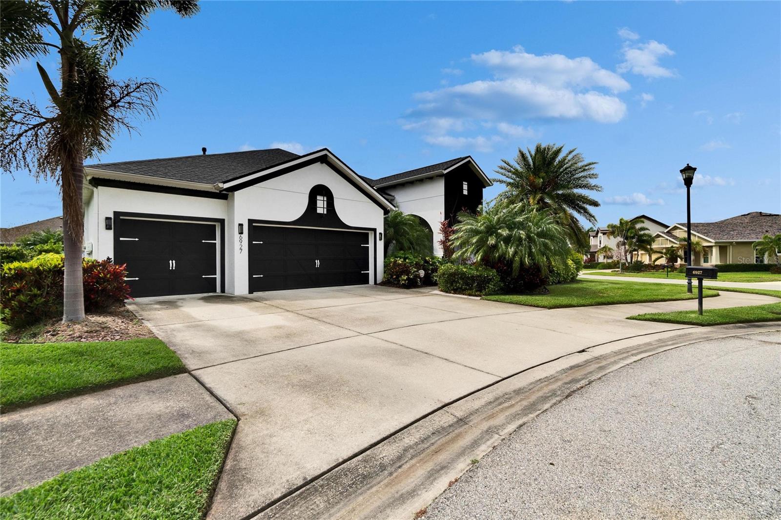 Image 78 of 88 For 6927 Crestpoint Drive
