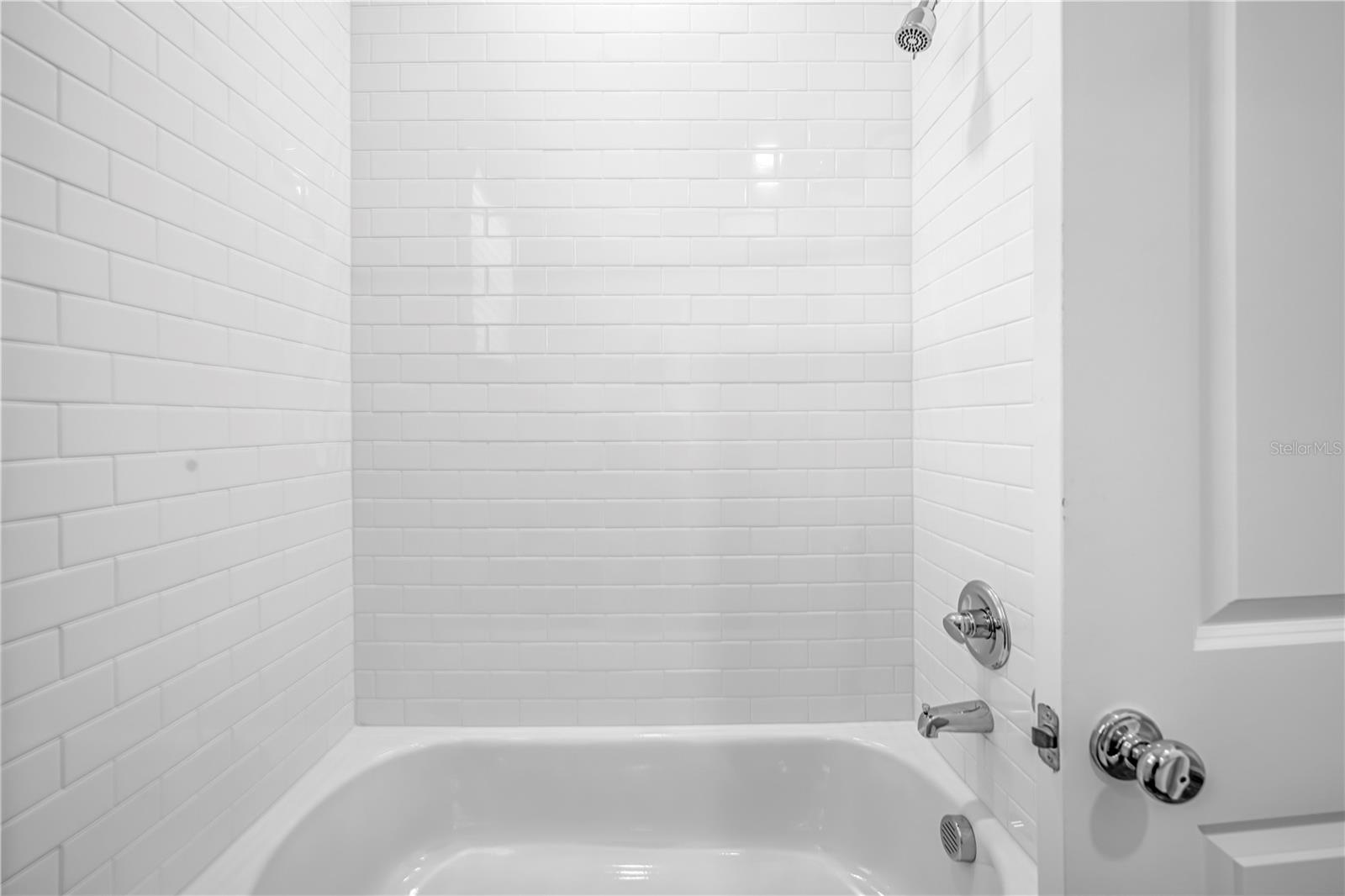 Listing photo id 26 for 9322 Seve Court