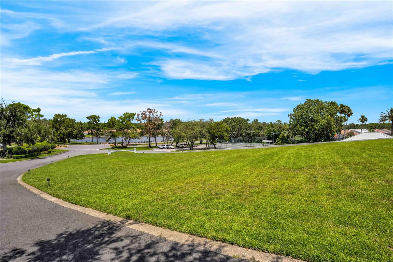 Listing photo id 48 for 9322 Seve Court