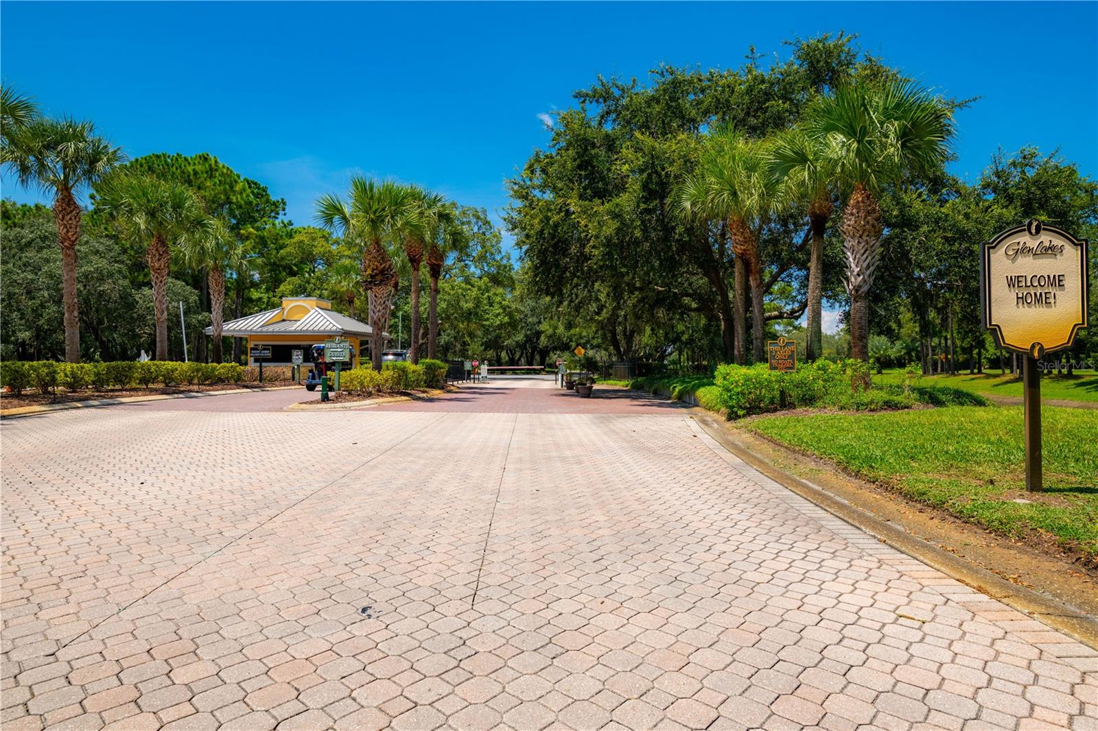 Listing photo id 64 for 9322 Seve Court