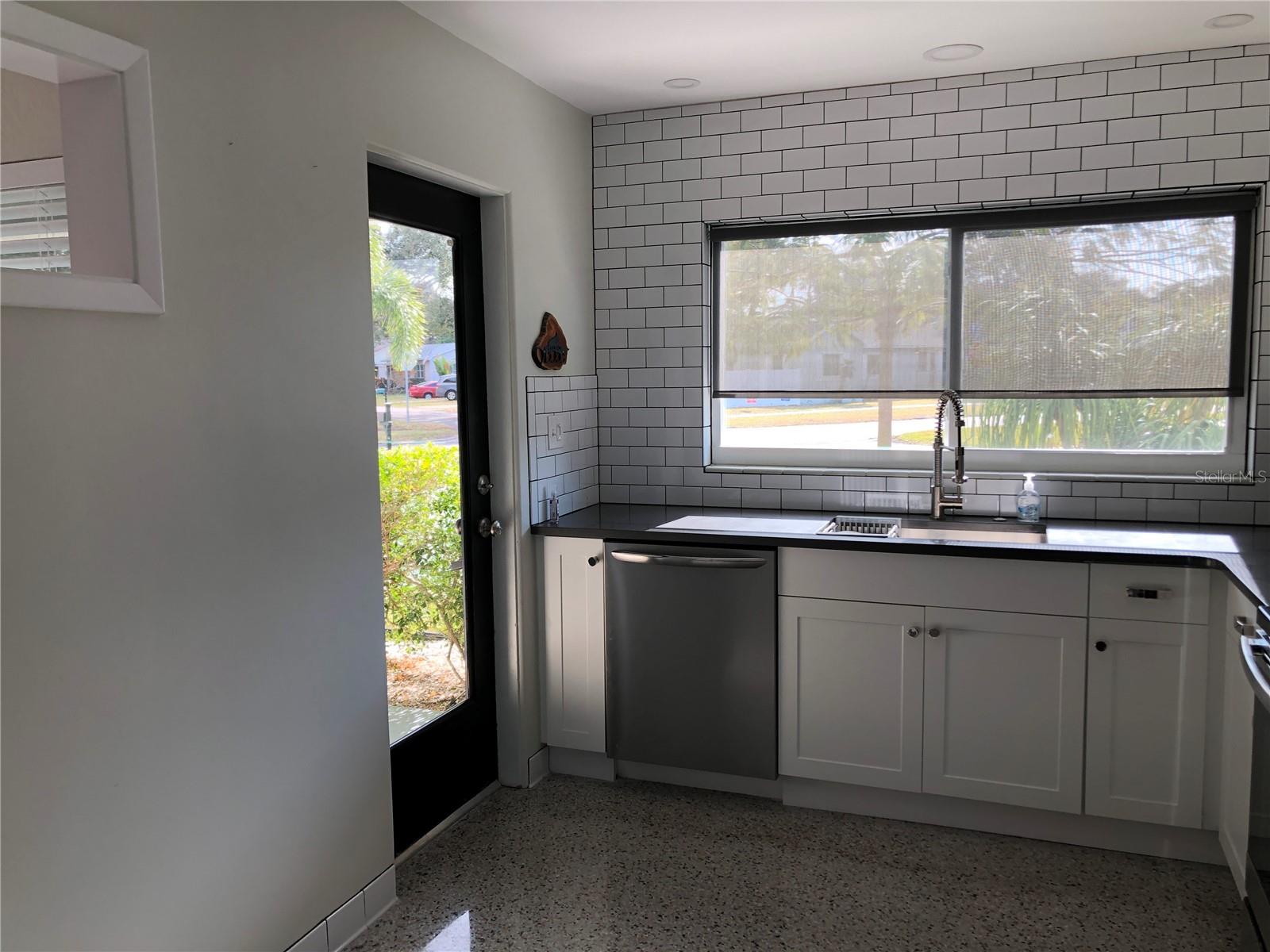 Image 10 of 29 For 1721 58th Street S