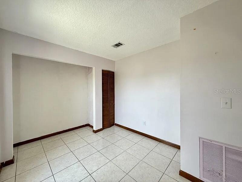 Image 15 of 33 For 716 Caribou Drive