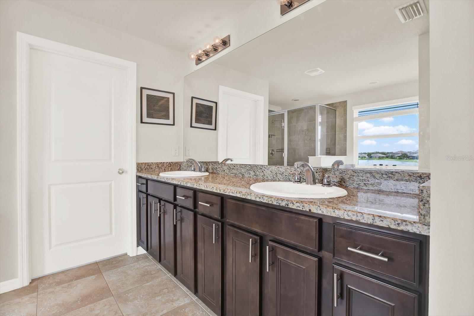 Image 16 of 29 For 6723 Devesta Loop