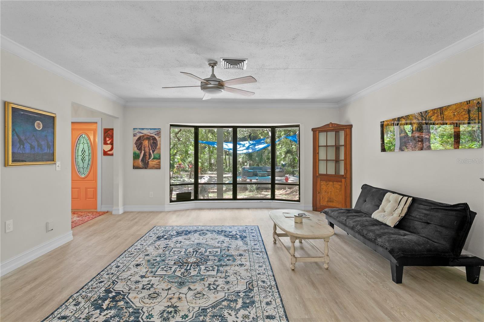 Image 2 of 59 For 716 Hickory Drive