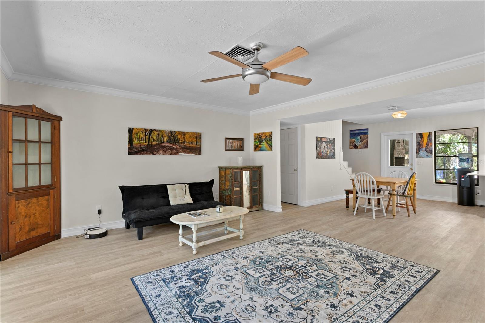 Image 3 of 59 For 716 Hickory Drive