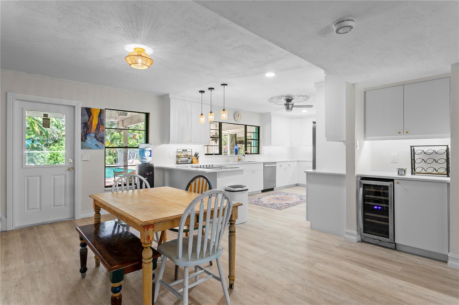 Image 5 of 59 For 716 Hickory Drive