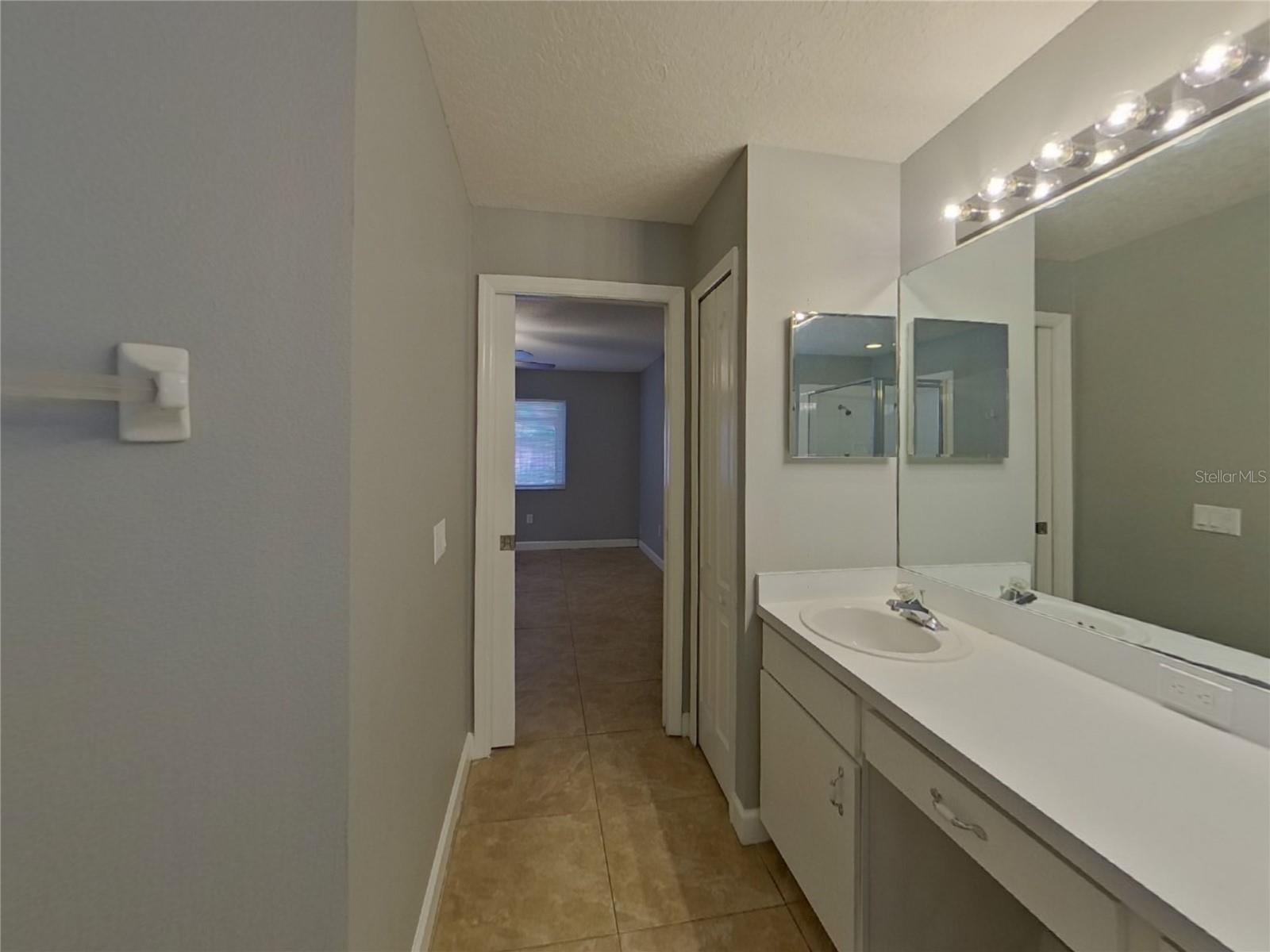 Image 9 of 22 For 3902 Bellewater Boulevard
