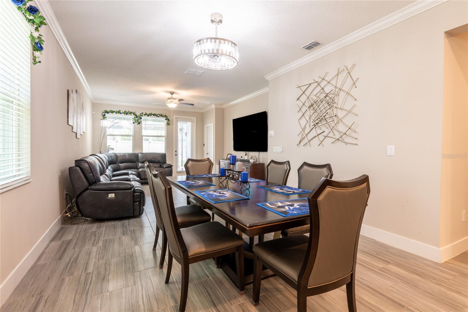 Image 11 of 36 For 9790 Coneflower Court