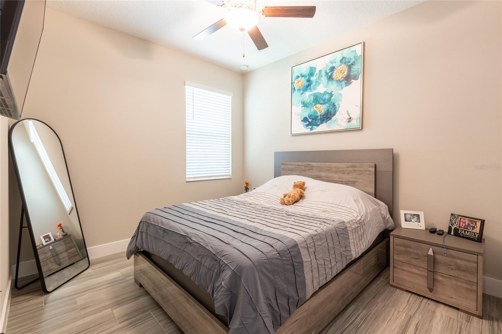 Image 21 of 36 For 9790 Coneflower Court