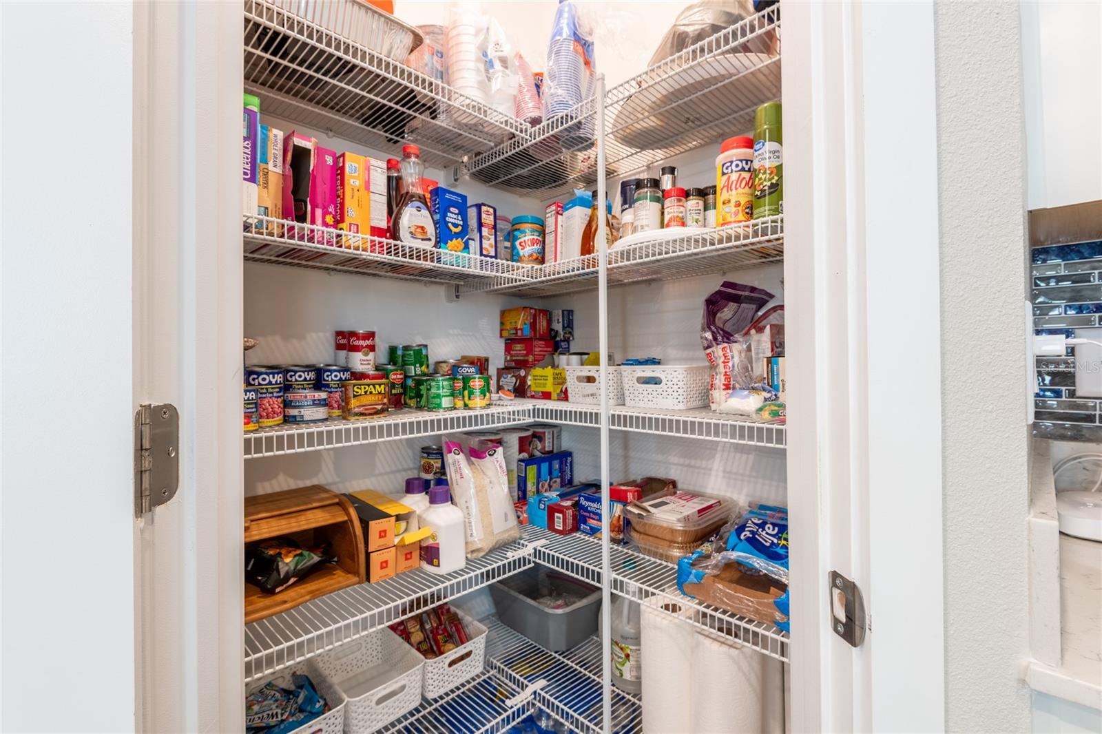 Image 9 of 36 For 9790 Coneflower Court