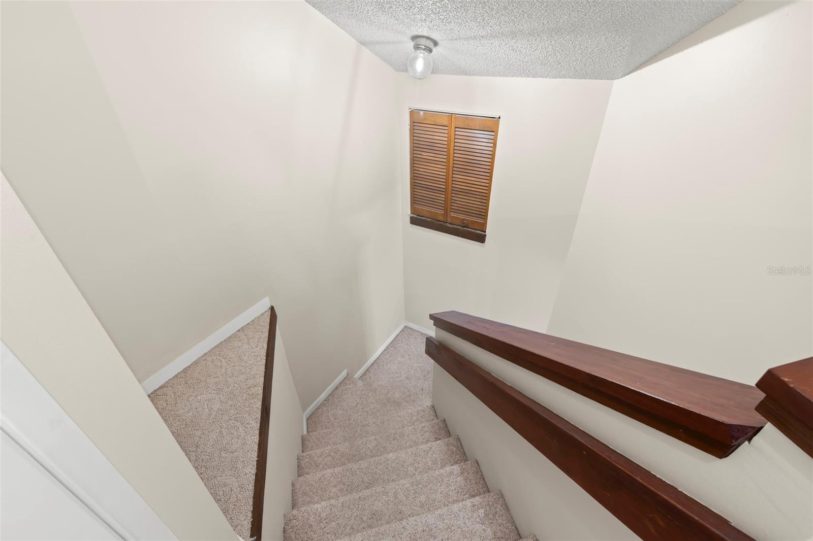 Image 28 of 74 For 1901 Bayshore Court