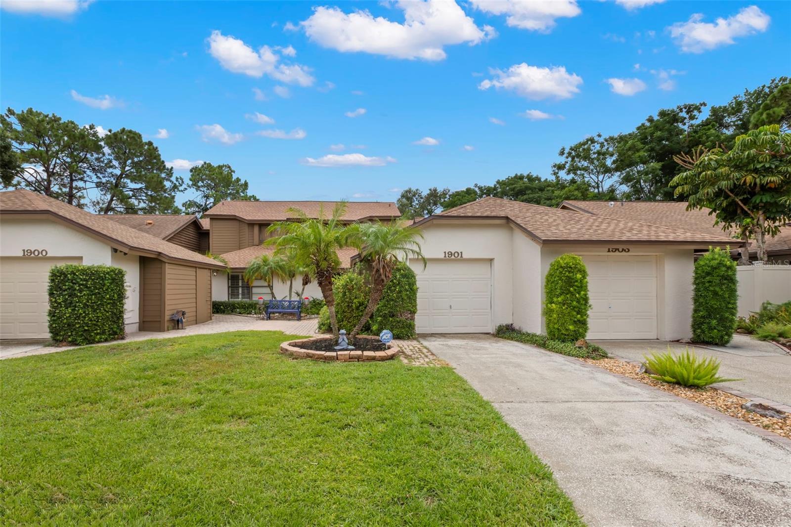 Image 4 of 74 For 1901 Bayshore Court