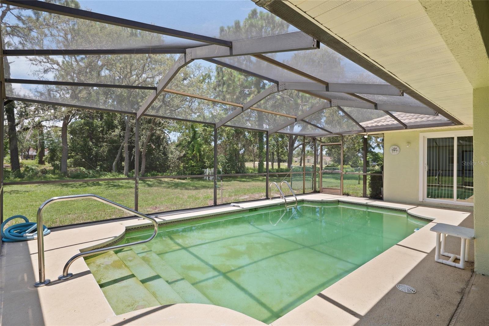 Image 21 of 24 For 10344 Henderson Street