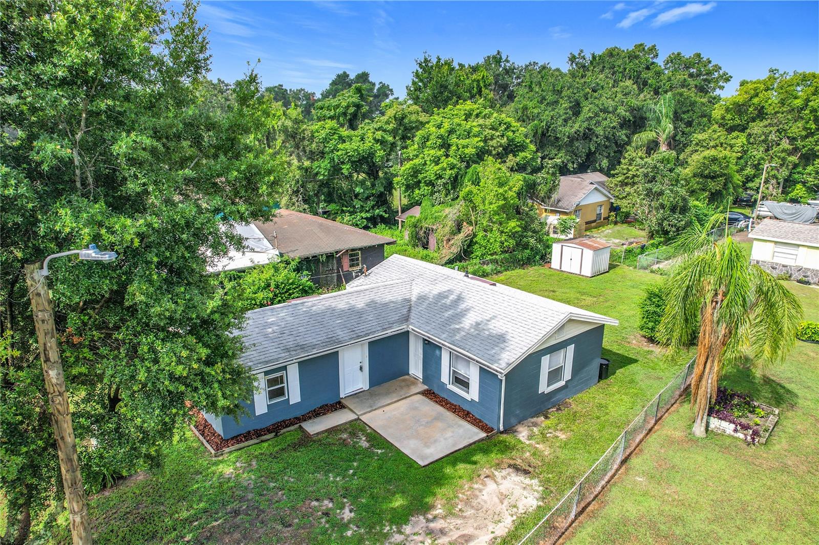 Image 4 of 33 For 5445 Lily Road