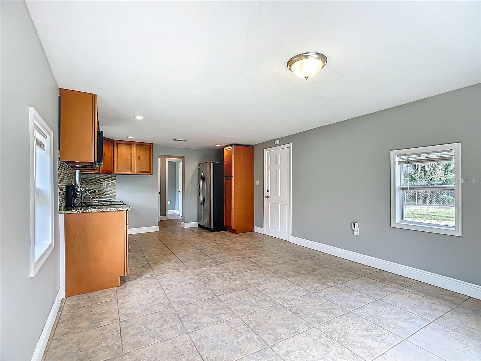 Image 9 of 33 For 5445 Lily Road