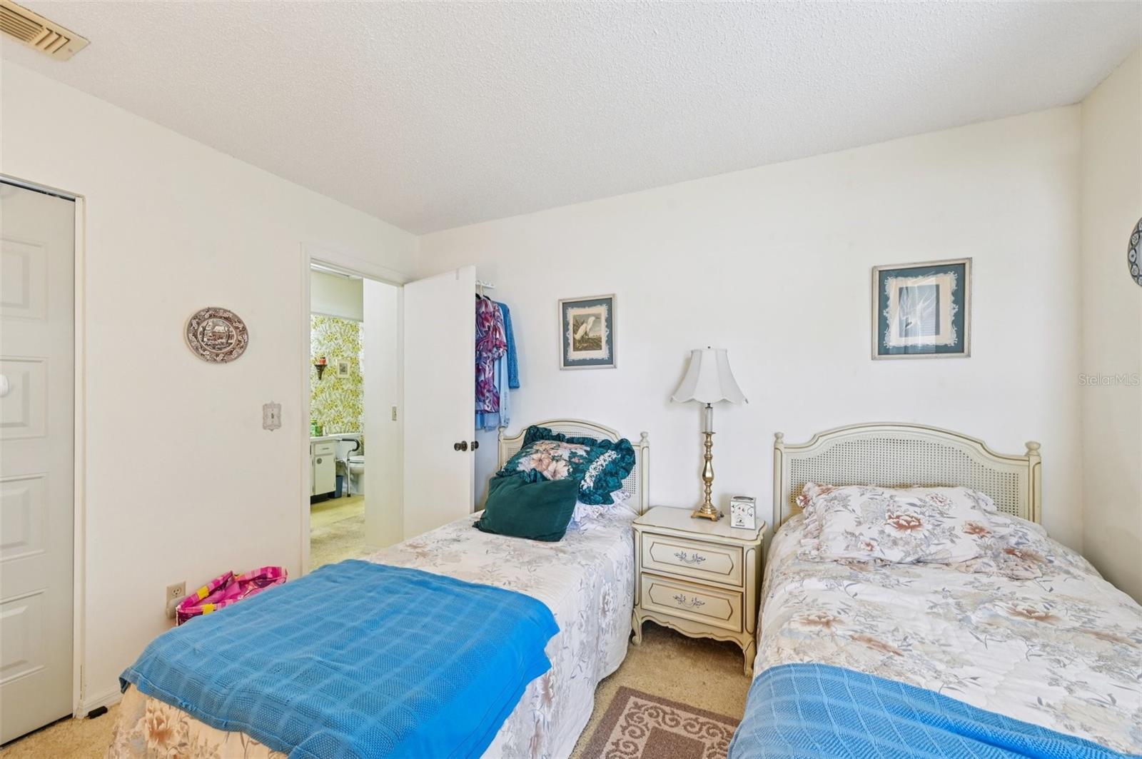 Image 16 of 51 For 2208 Grenadier Drive