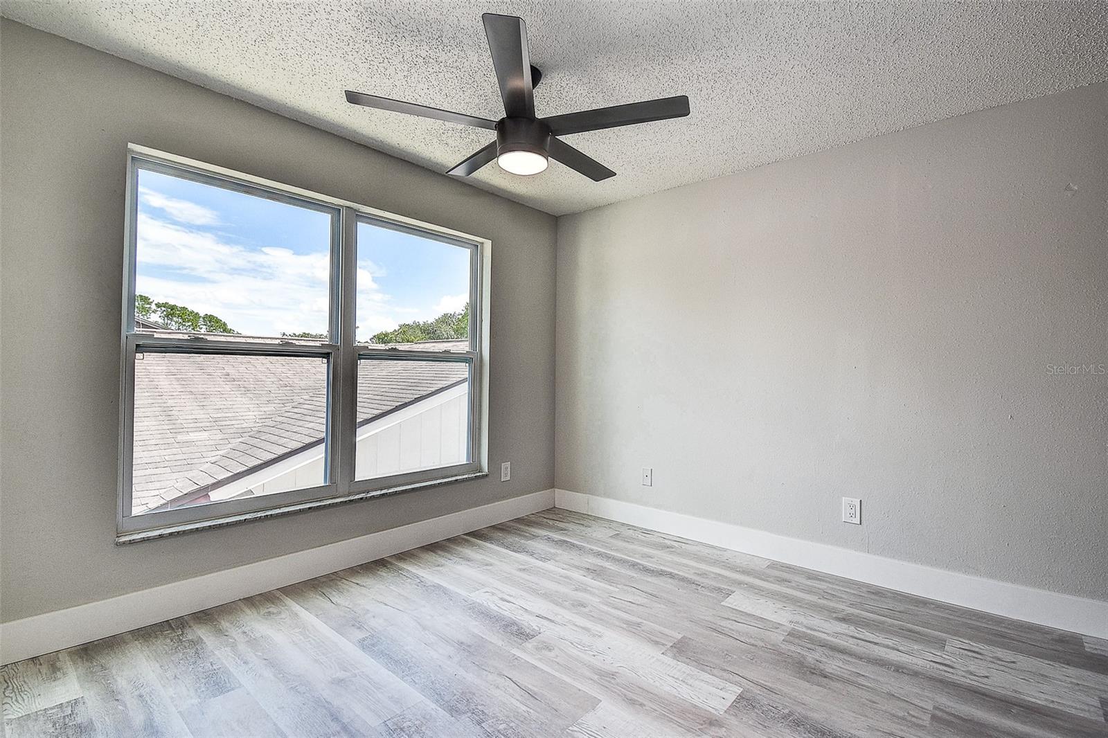 Image 20 of 29 For 10303 Pennytree Place