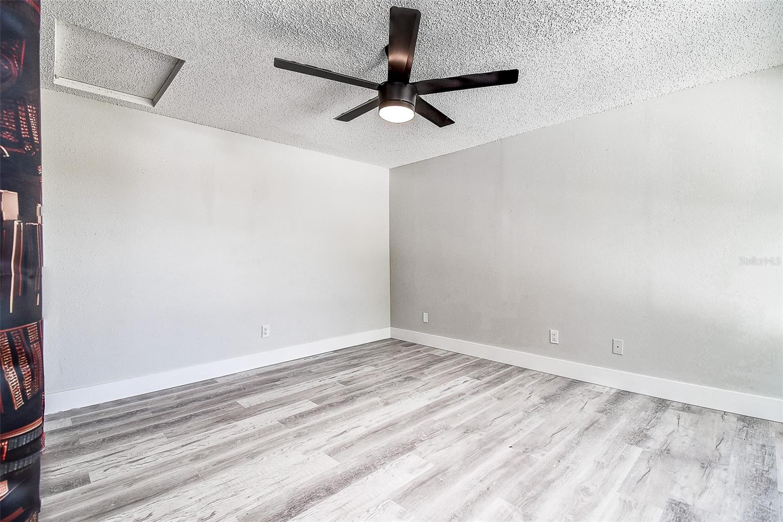Image 23 of 29 For 10303 Pennytree Place