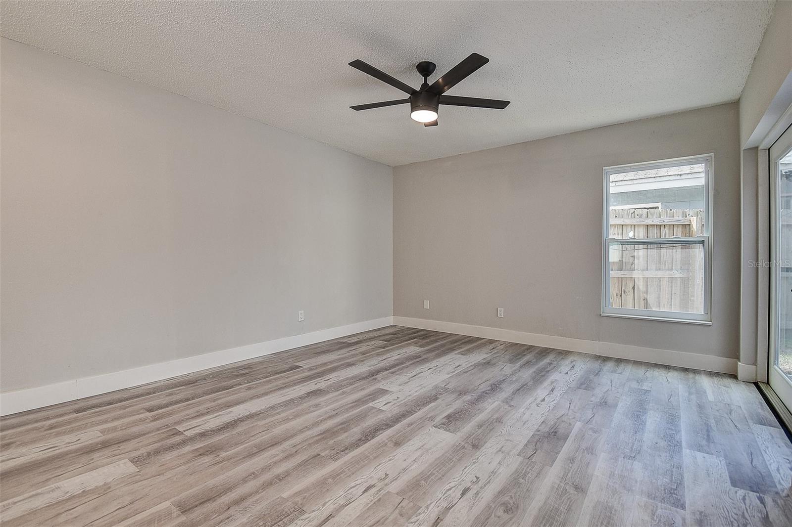 Image 4 of 29 For 10303 Pennytree Place