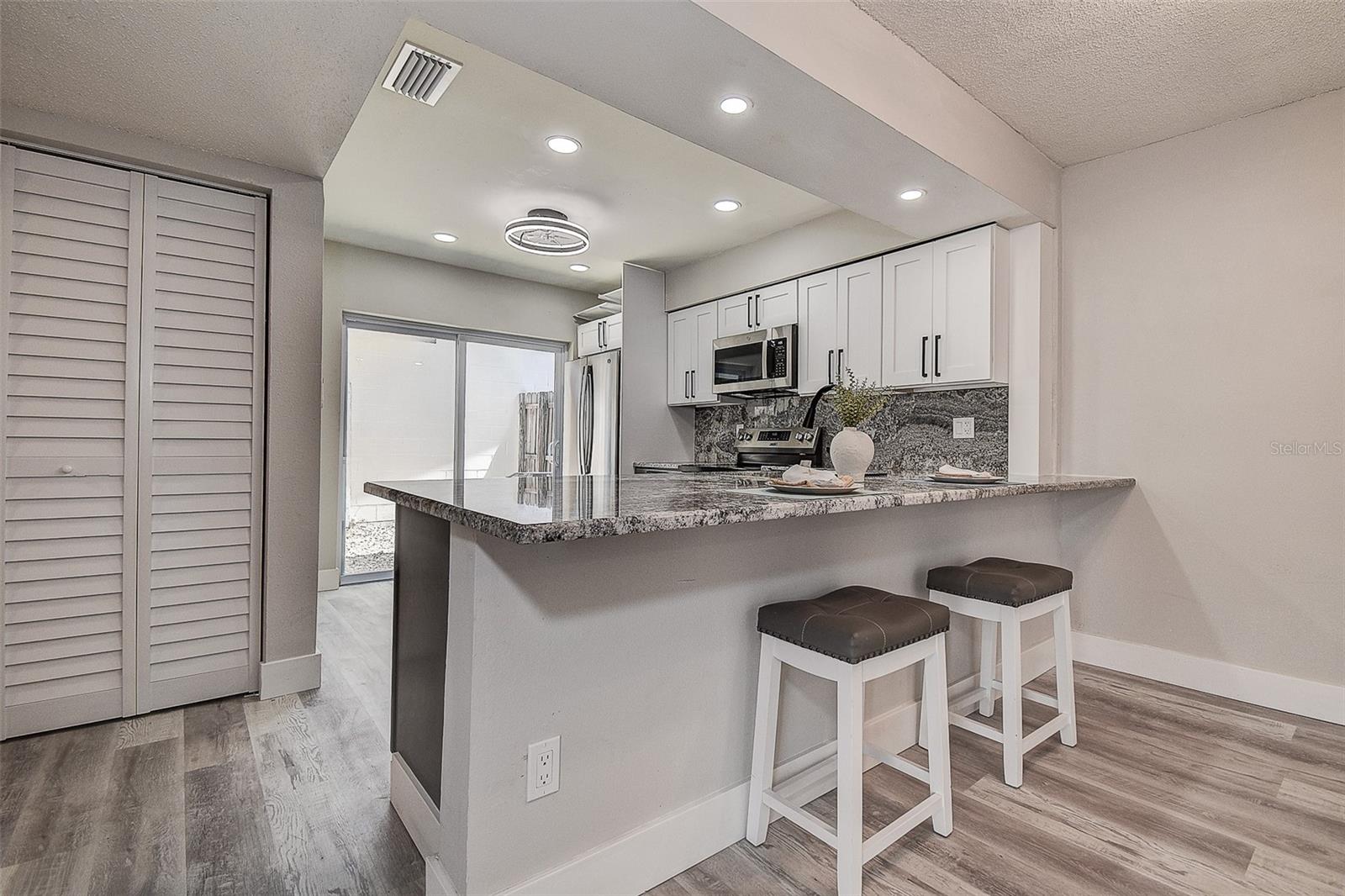Image 6 of 29 For 10303 Pennytree Place