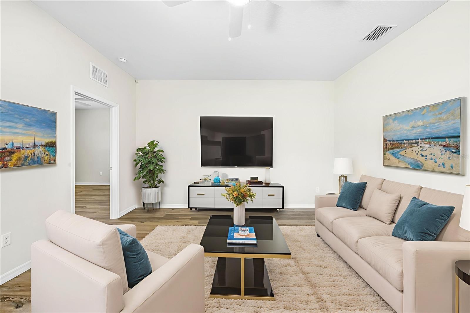 Listing photo id 16 for 9313 Gentle Ben Court