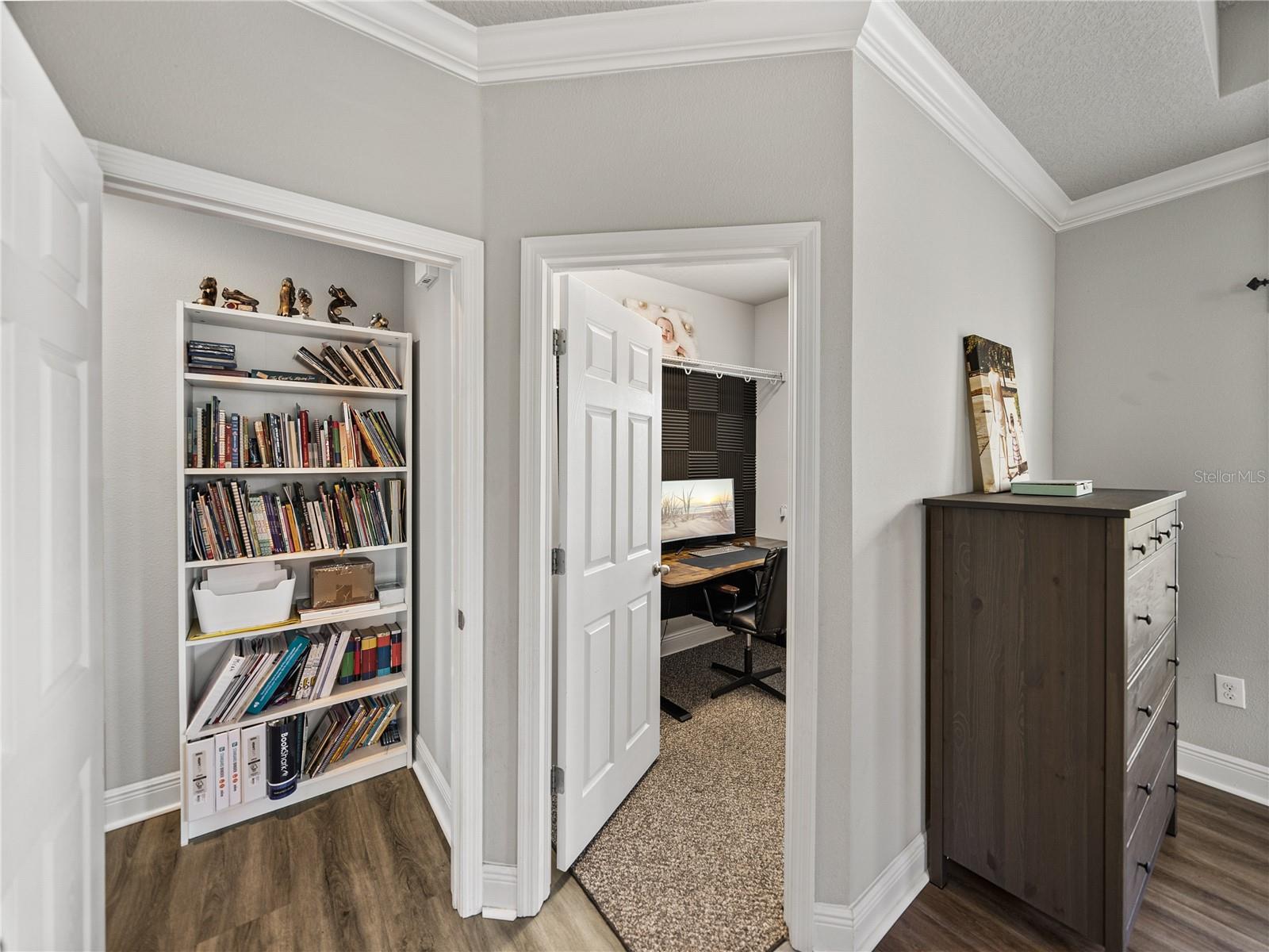 Listing photo id 22 for 14501 Promenade Parkway