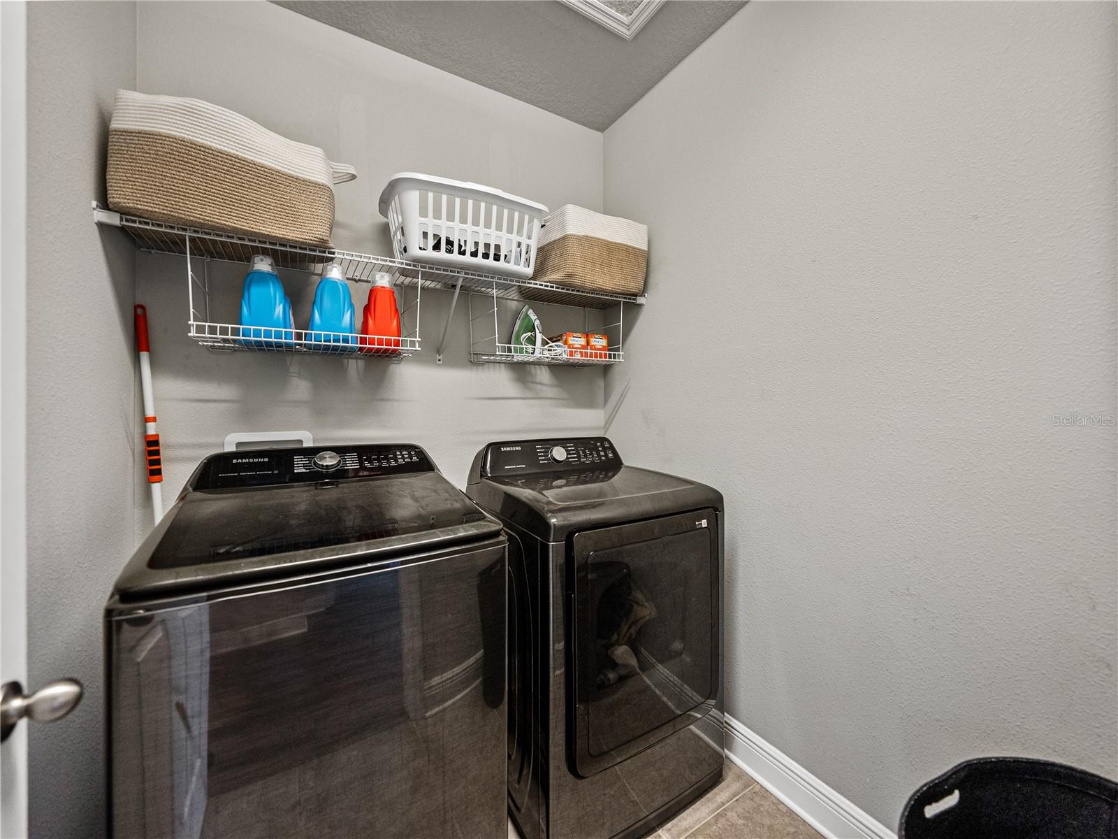 Listing photo id 27 for 14501 Promenade Parkway