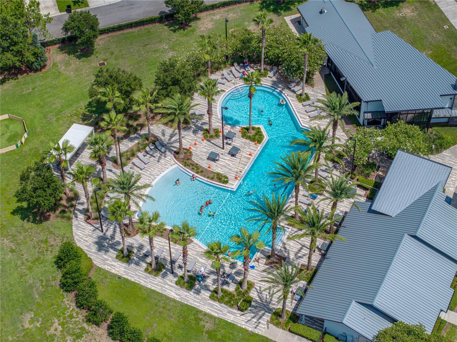 Listing photo id 3 for 14501 Promenade Parkway