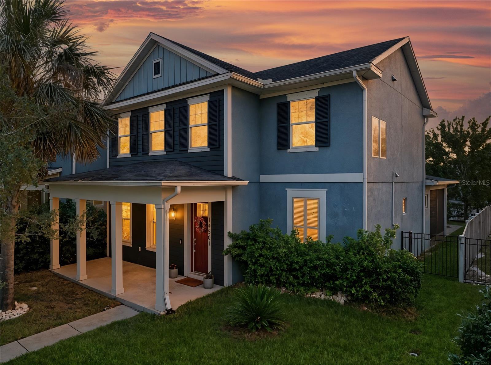 Listing photo id 4 for 14501 Promenade Parkway