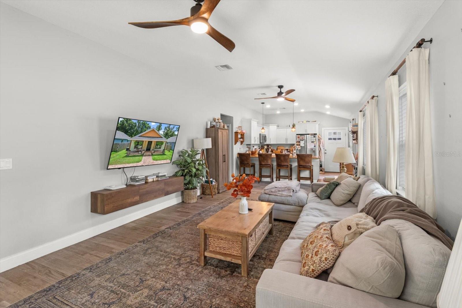 Image 10 of 39 For 11765 Bostick Street